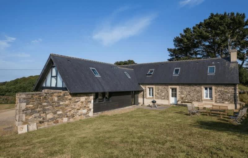 Large Farmhouse With Garden And Sea View For 8 People Locquenole Zewnętrze zdjęcie