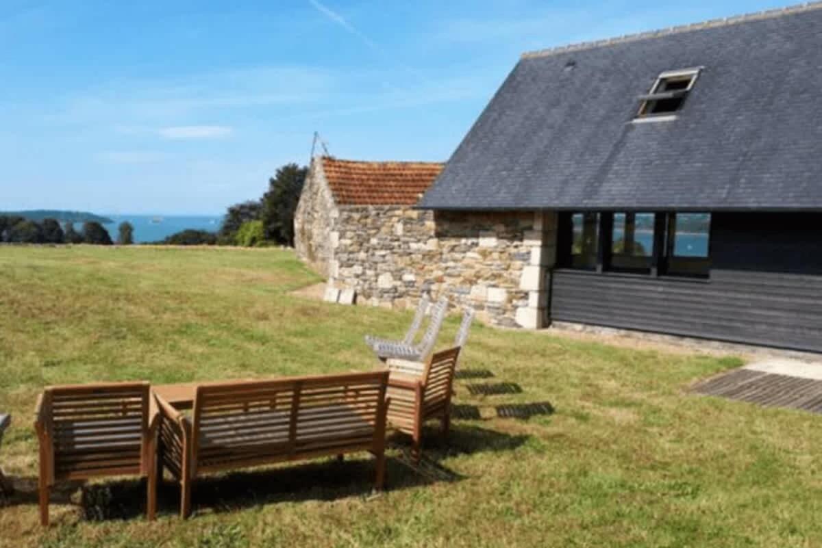 Large Farmhouse With Garden And Sea View For 8 People Locquenole Zewnętrze zdjęcie